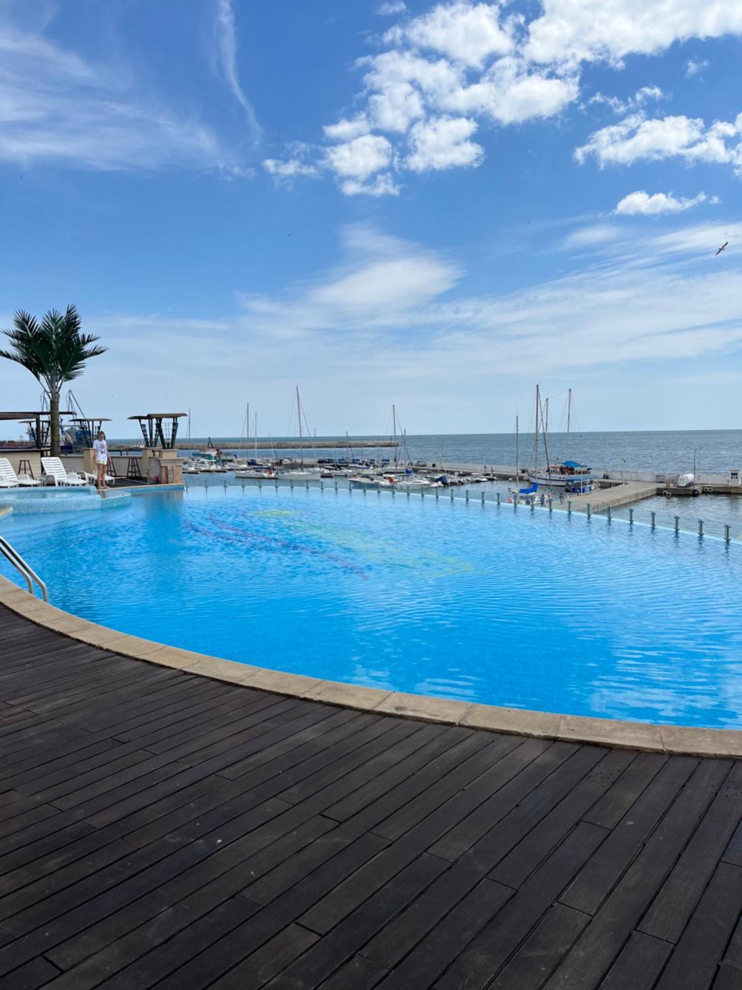 Privat Apartament Marina City Балчик Екстериор снимка